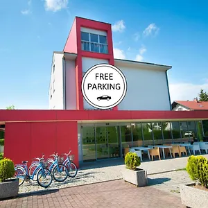 Hostel Simbol With Free Private Parking Ljubljana