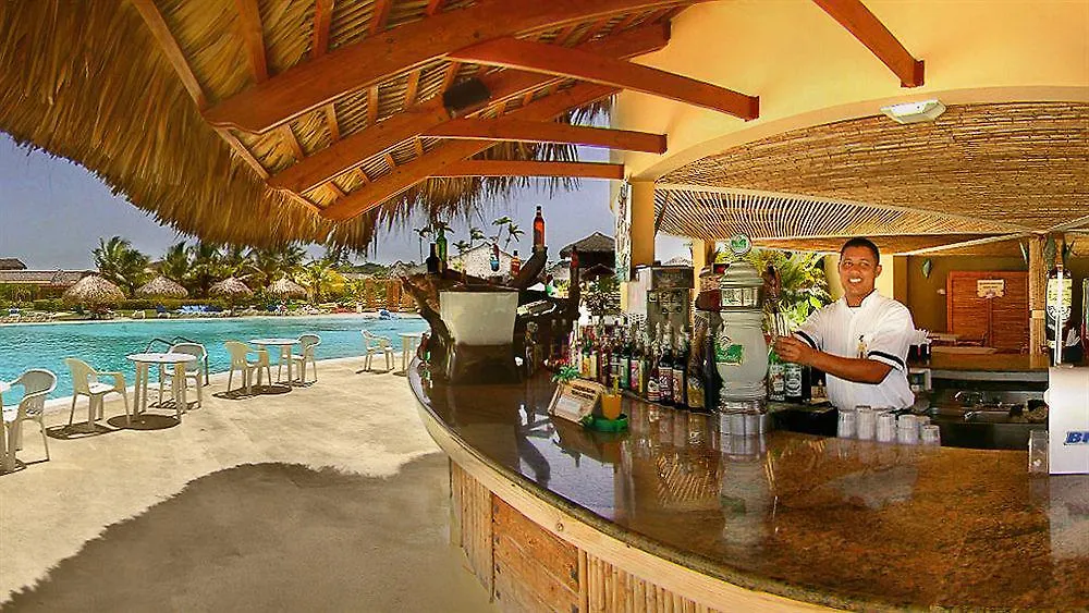 ***** Semesteranläggning (resort) Be Live Collection Marien Hotell Puerto Plata Dominikanska republiken